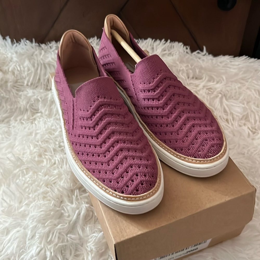 Ugg Sammy Chevron shoes